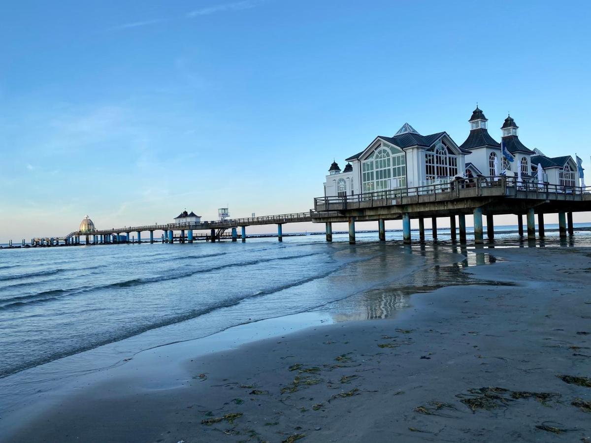 Strandhaus Manatee Mit Sauna Und Kamin Sellin  Exteriör bild