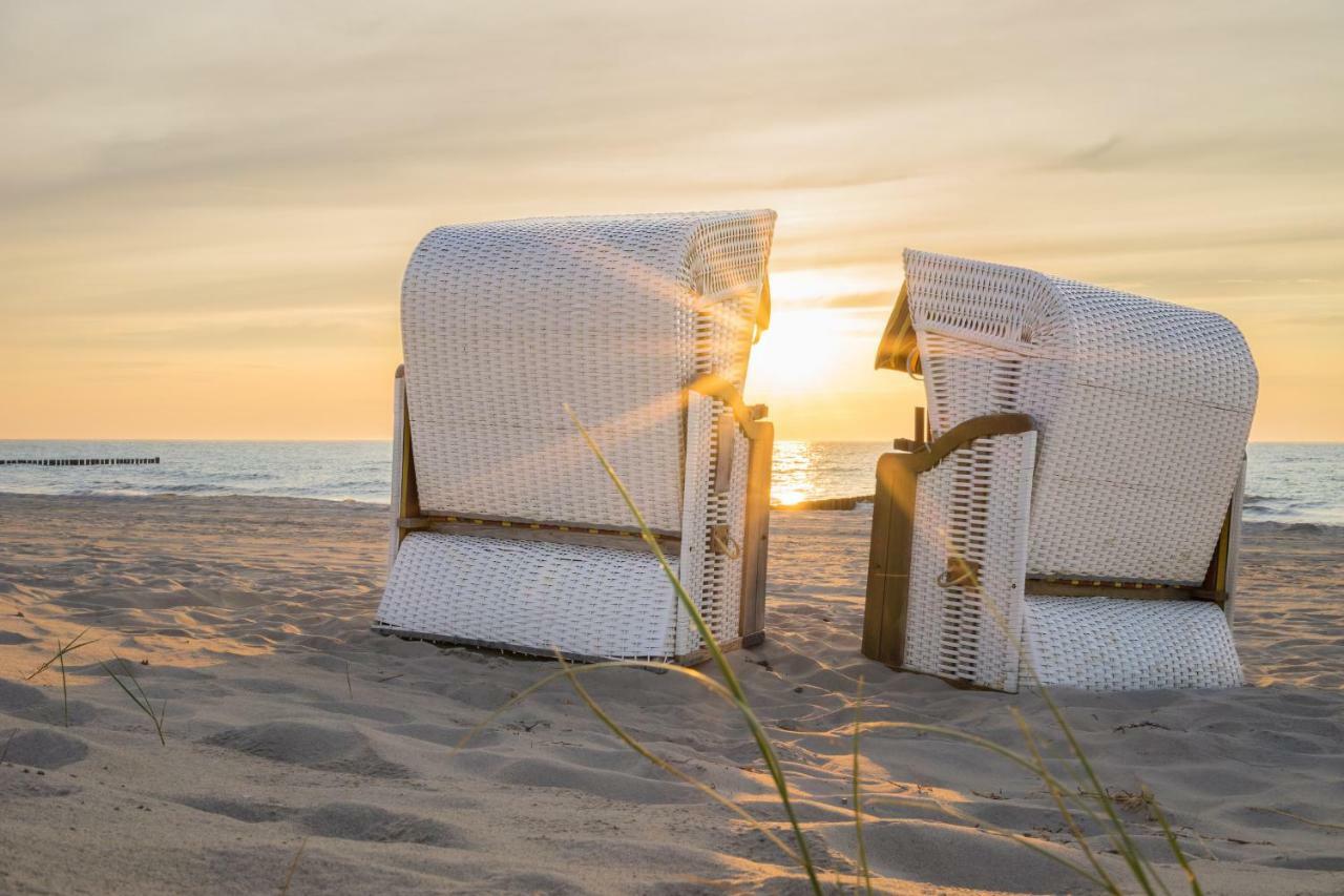 Strandhaus Manatee Mit Sauna Und Kamin Sellin  Exteriör bild