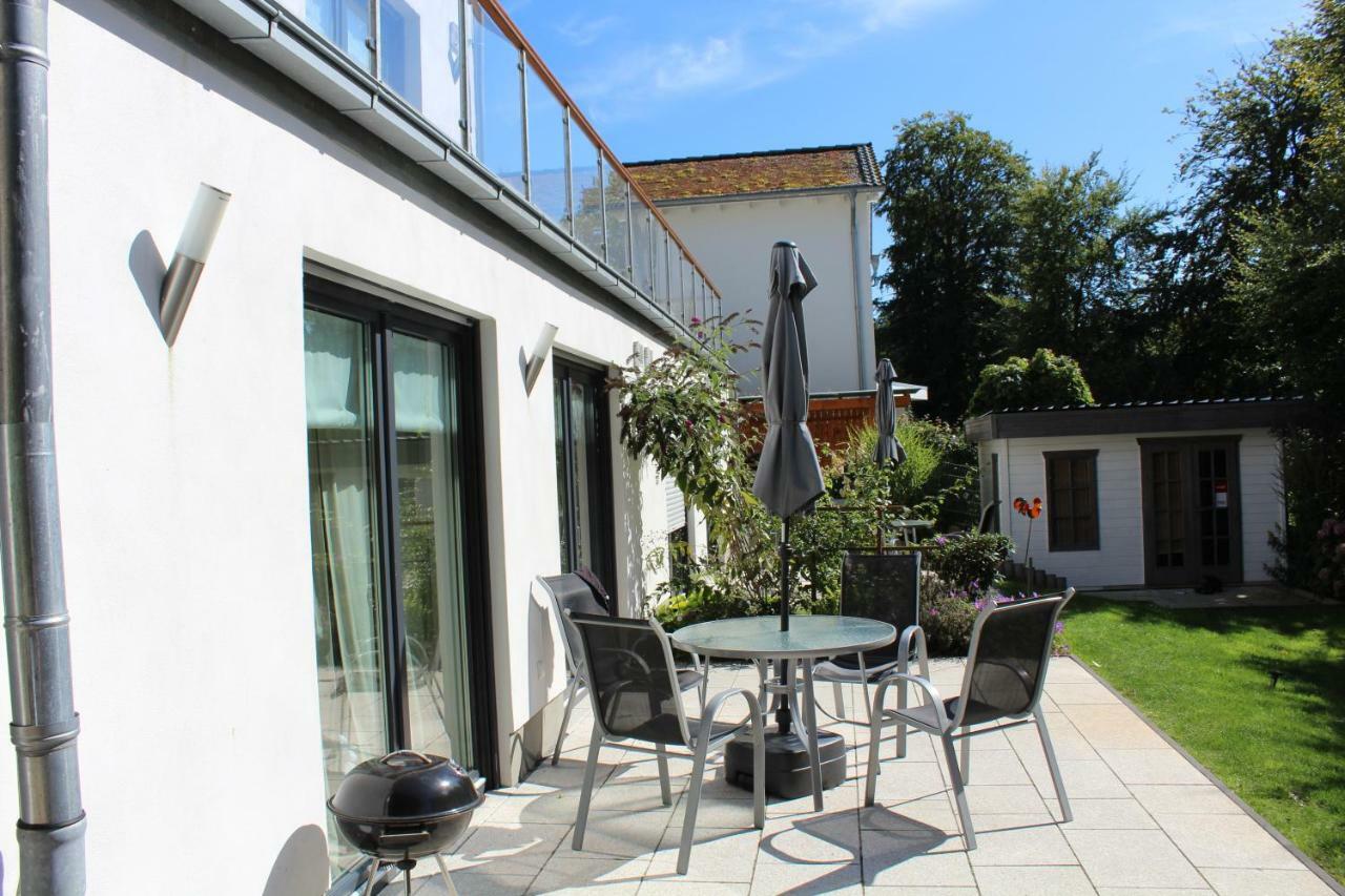 Strandhaus Manatee Mit Sauna Und Kamin Sellin  Exteriör bild