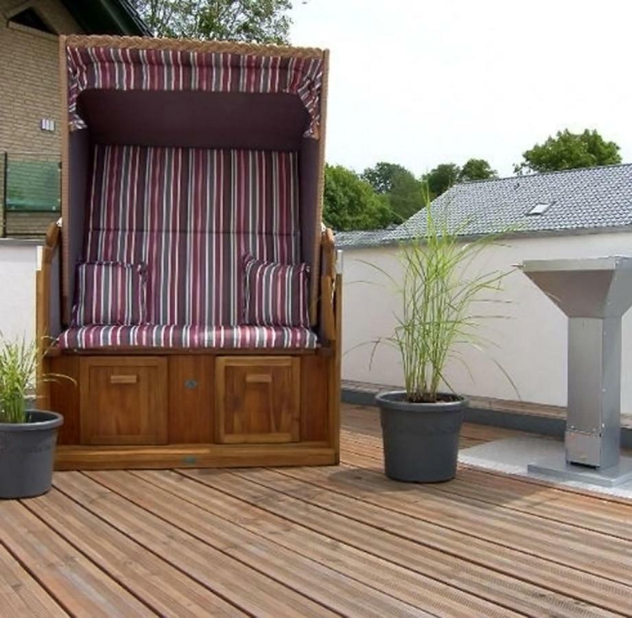 Strandhaus Manatee Mit Sauna Und Kamin Sellin  Exteriör bild